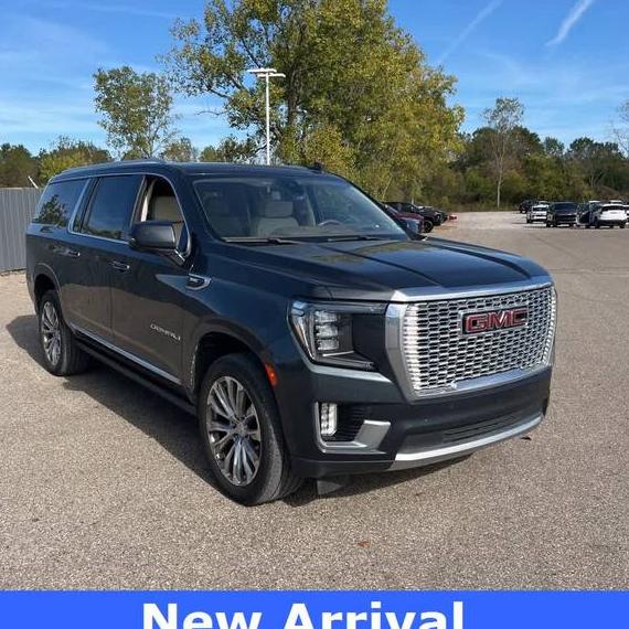 GMC YUKON XL 2022 1GKS2JKL8NR267698 image